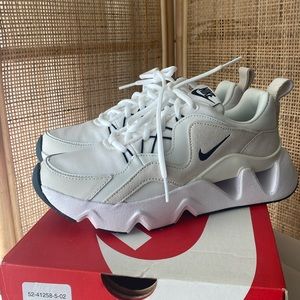 Nike RYZ 365 White/ Black Summit White